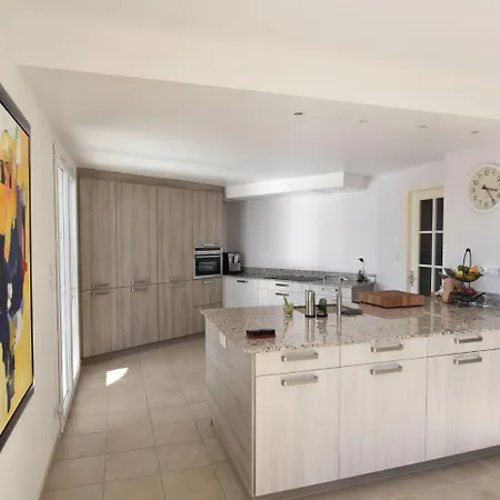 Stylish With Private Pool * Félines-Minervois
